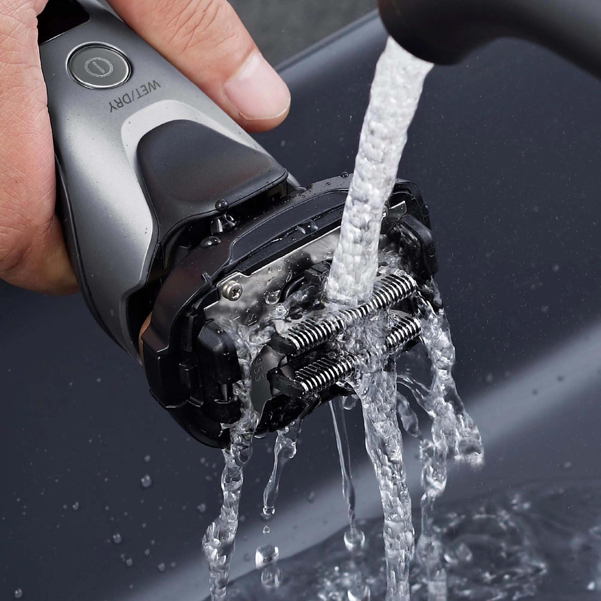 ARC5 Advanced 5-Blade Men's Electric Shaver - Image 31