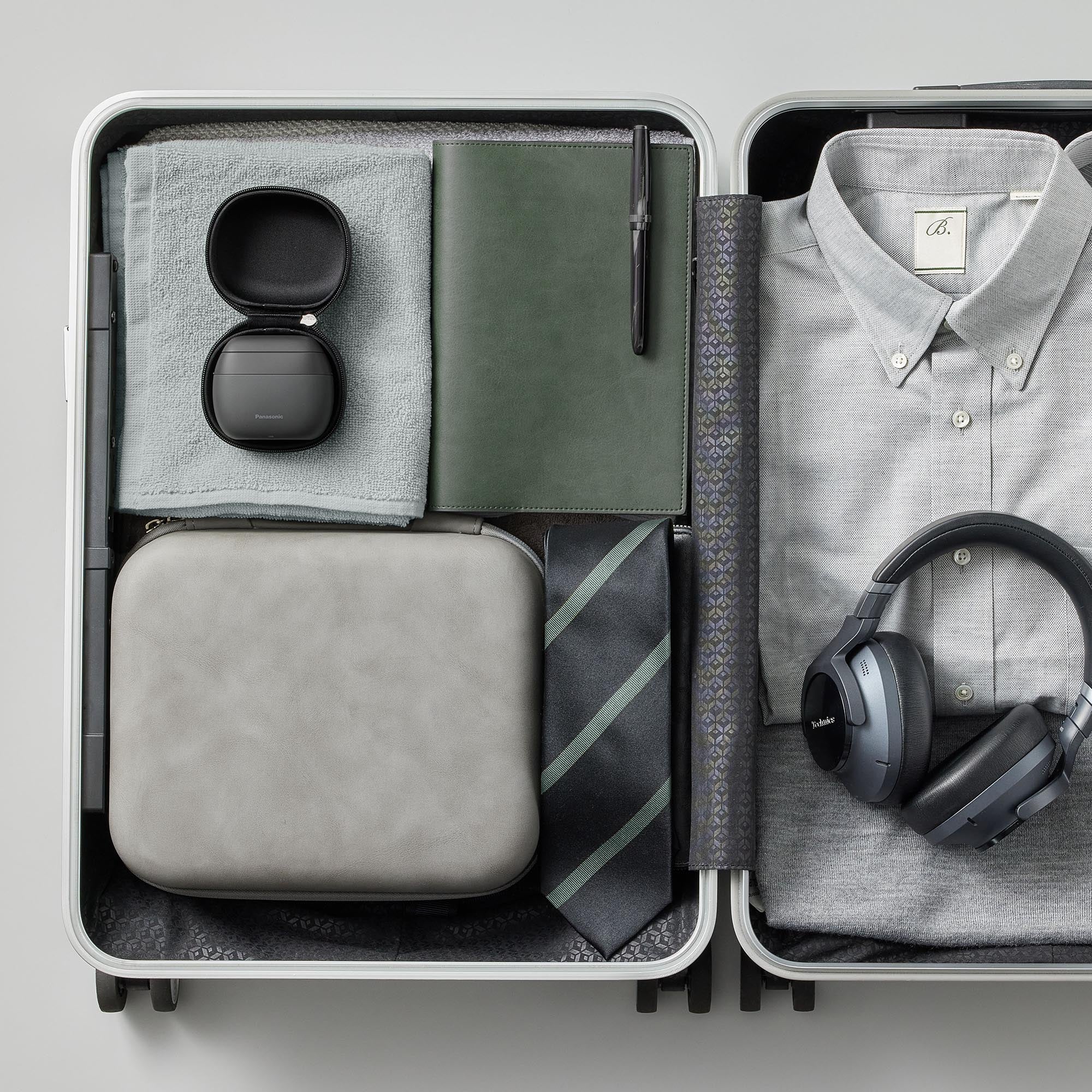 ARC5 PALM-Sized 5-Blade Electric Luxury Razor - Image 29