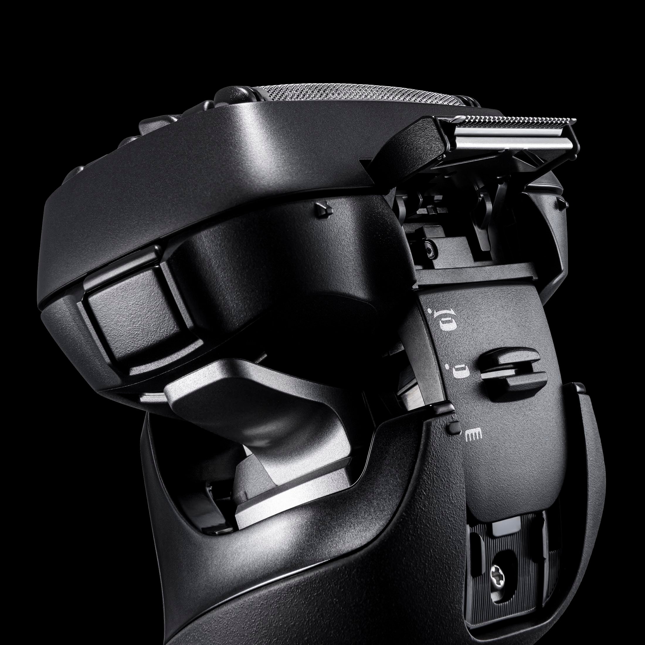 ARC6 Luxury 6-Blade Men's Electric Shaver - Image 13