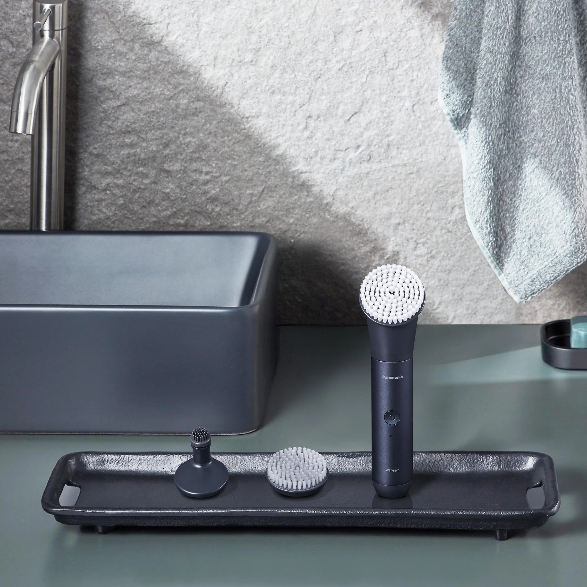 MultiShape Facial Brush - Image 9