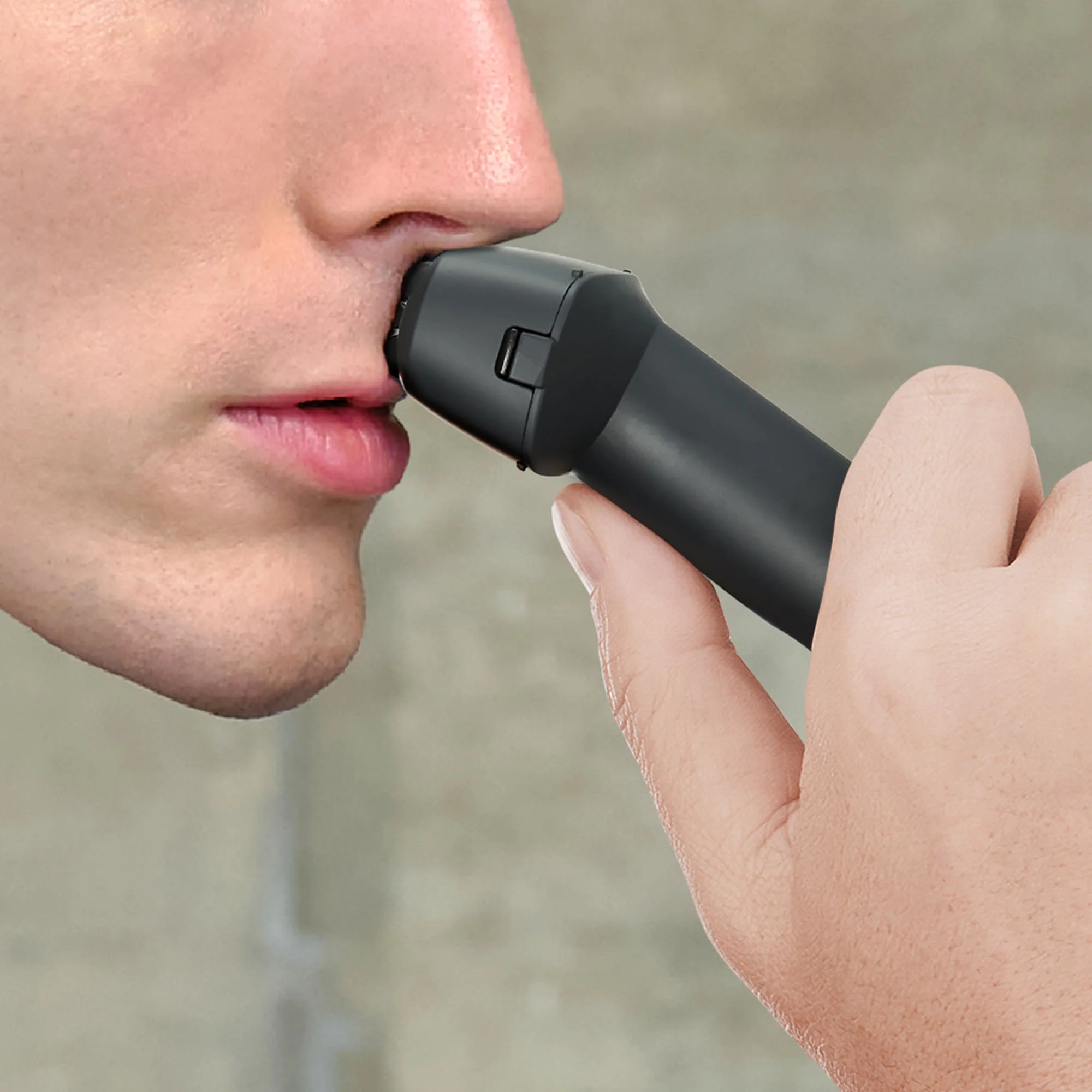 ARC3 Men's 3-Blade Electric Razor - Image 16